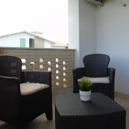 Homiday - Merope Apartment Pineto