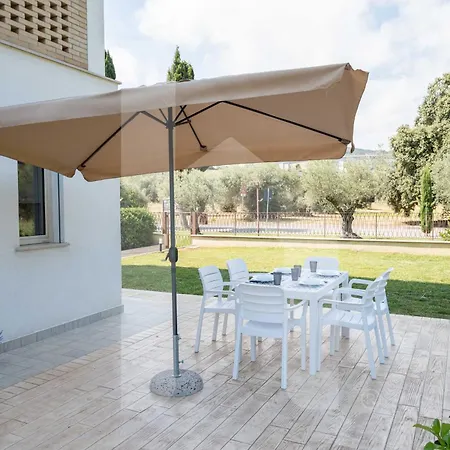 Homiday - Merope Pineto