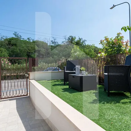 Apartment Homiday - Merope Pineto