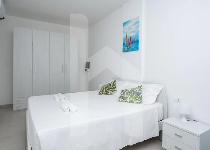 Апартаменты Homiday - Merope Пинето