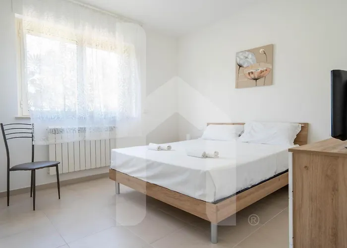 Homiday - Merope Пинето