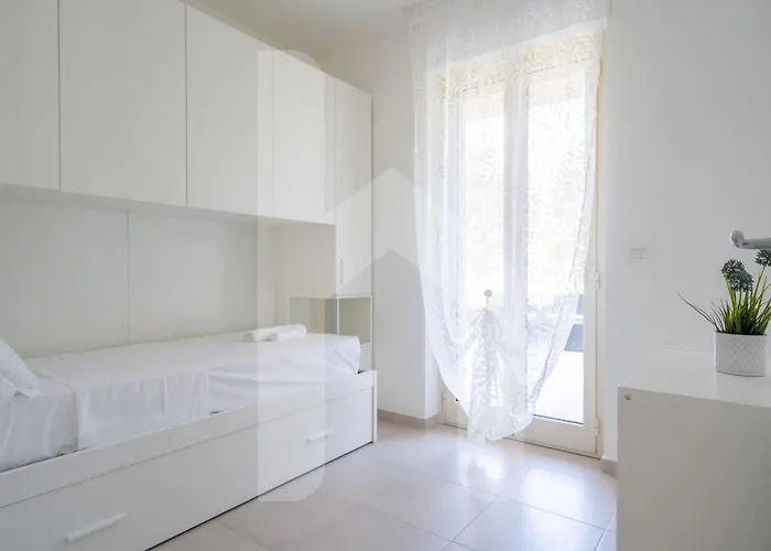 Апартаменты Homiday - Merope Пинето