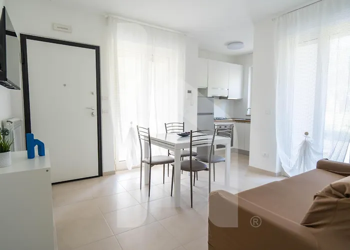 Homiday - Merope Пинето