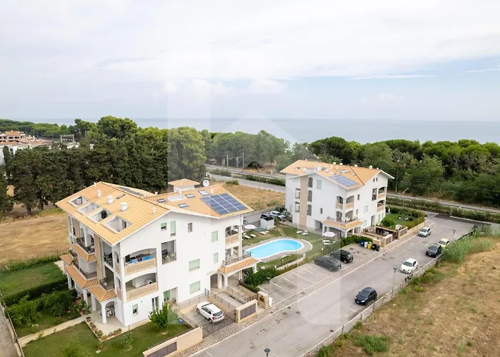 Homiday - Merope Пинето